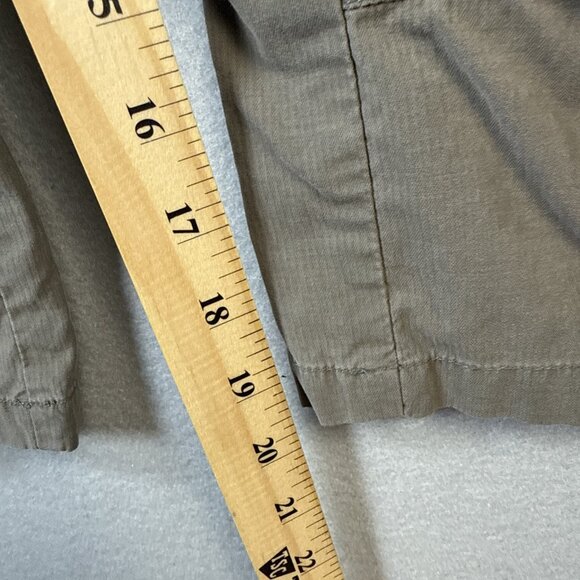 Kuhl Cargo Capri Pants Women’s Size 10 Grey Hiking‎ Stretch Floral Embroidery - Picture 7 of 16